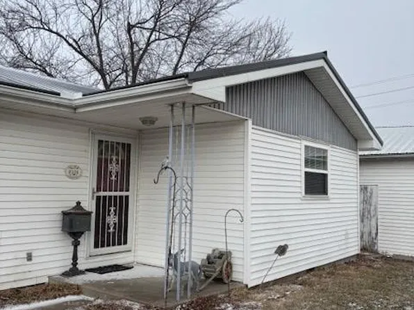 2124 Oak St, Unionville, MO 63565