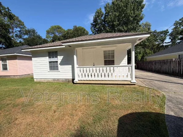 11126 Gorenflo Rd, Diberville, MS 39540