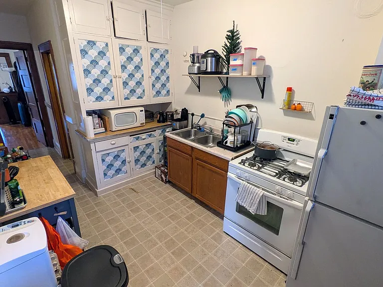 77 Bedford St SE #4 — Photo 13