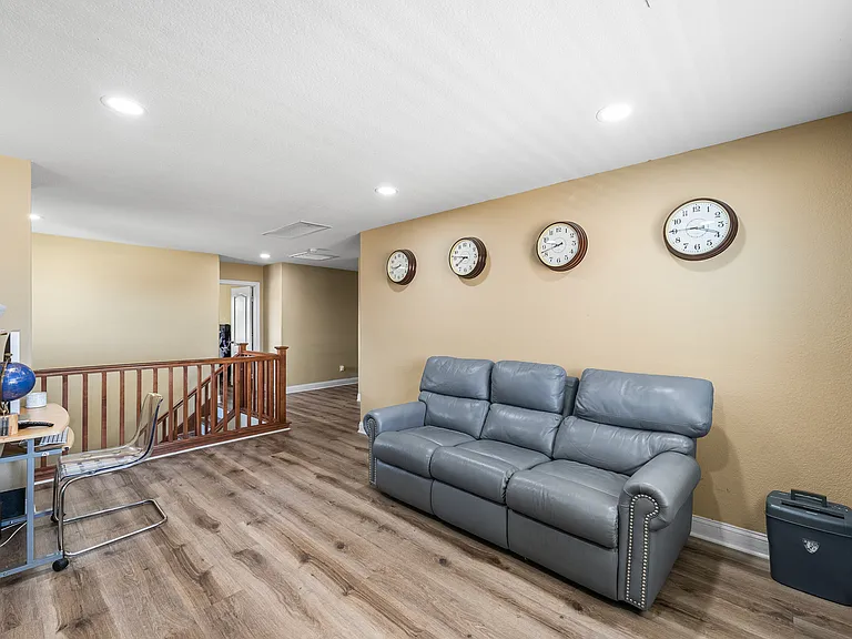 44256 Dahlia St — Photo 12