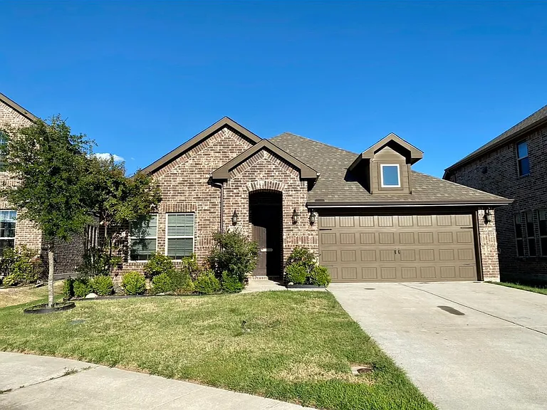 4404 Cherry Cv — Photo 8