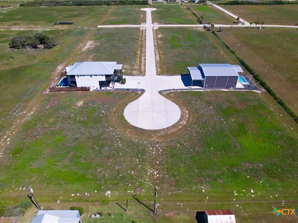 7-8 W Clearwater, Port O Connor, TX 77982