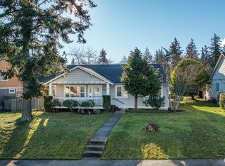 2209 25th St, Anacortes, WA 98221