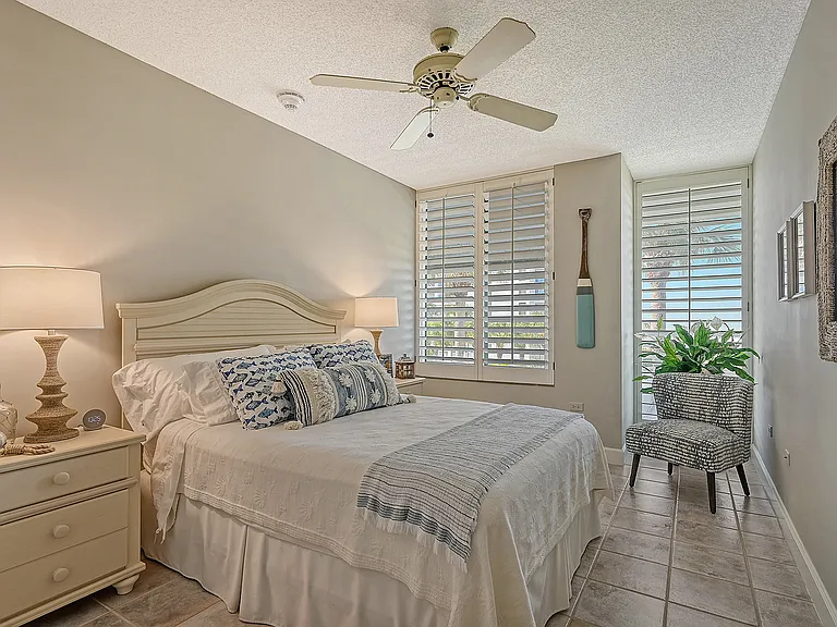 2109 Gulf Of Mexico Dr #1203 — Photo 18