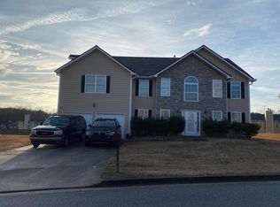 7116 Jodhpur Way, Fairburn, GA 30213