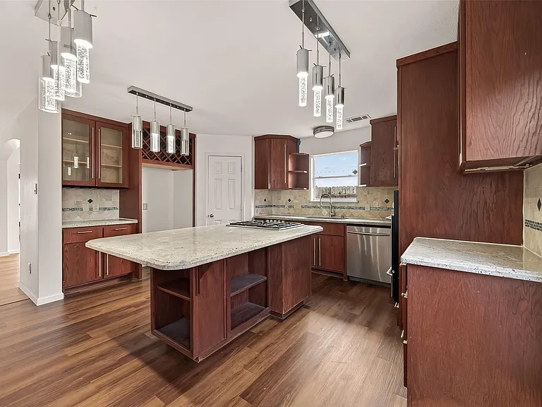 15910 Clayton Bend Dr — Photo 19