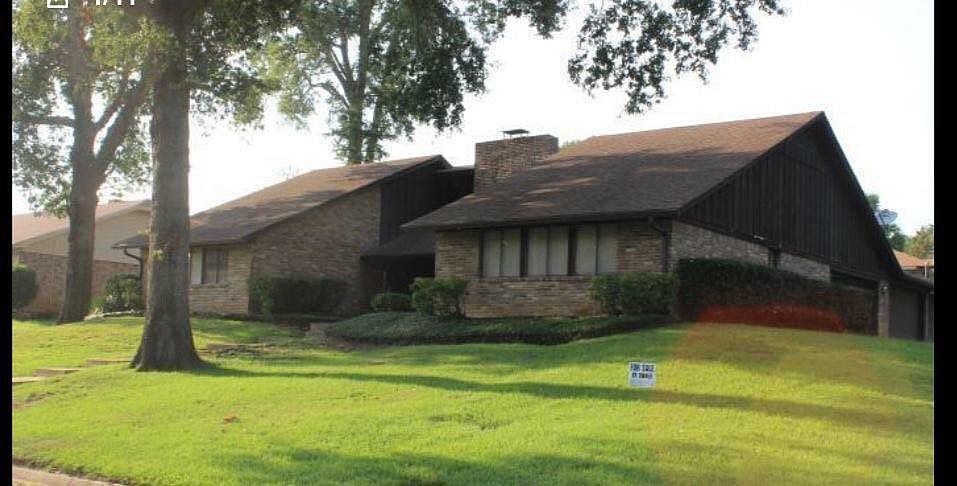 1st image of 1515 Stonewall Dr
