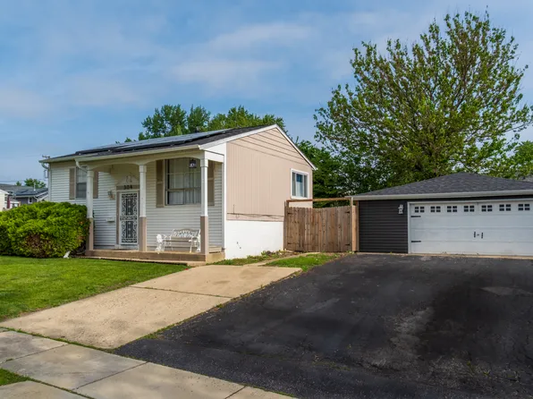 304 Hamrick Ave, Romeoville, IL 60446