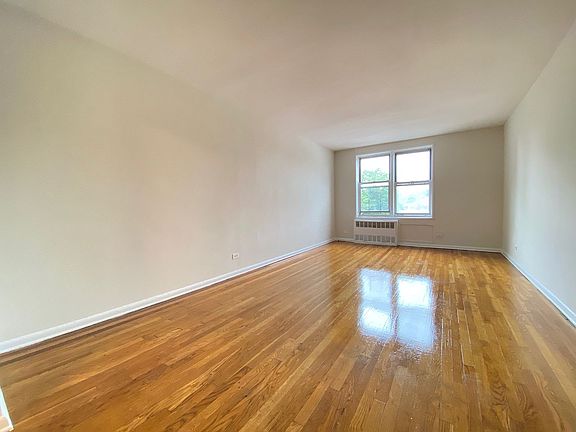 3rd image of 3815 Bowne St APT 5A