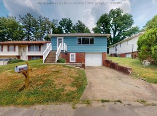 6236 Walmott Dr, Huntington, WV 25705