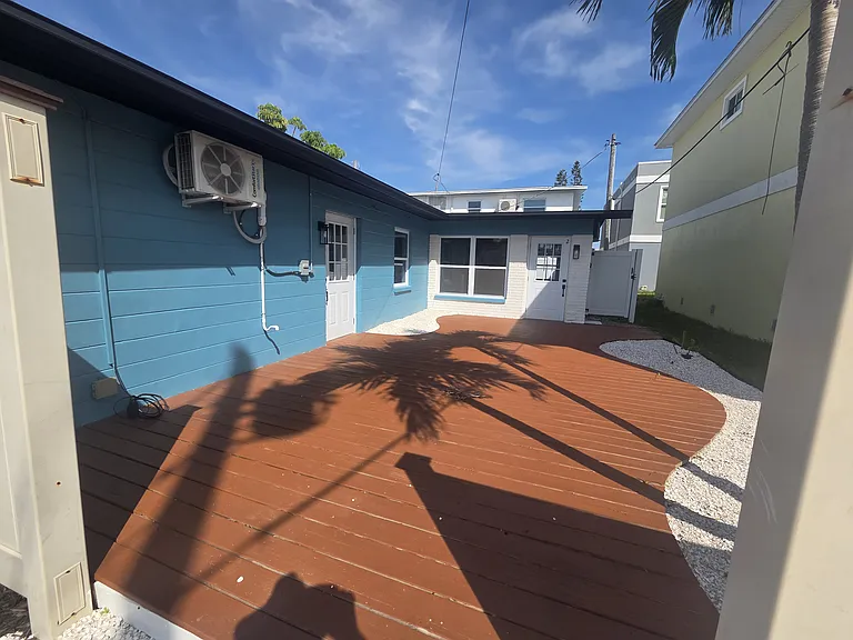 14906 N Bayshore Dr #2 — Photo 16