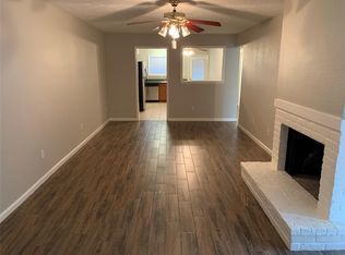 6401 Deihl Rd APT 704, Houston, TX 77092