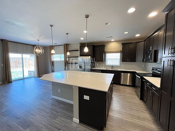 5th image of 7873 Florado St
