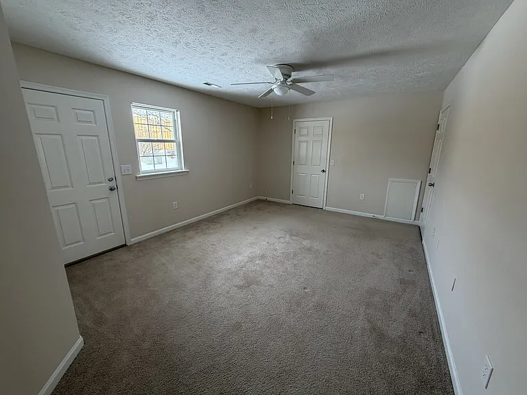 Commonwealth Senior Living at Christiansburg — Photo 11