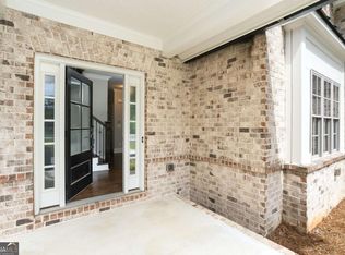 1300 Winfair Ln NE, Brookhaven, GA 30329