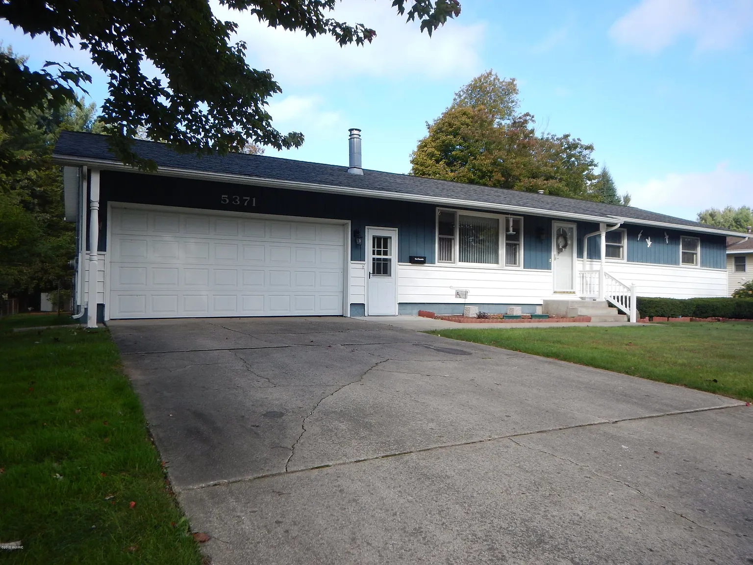 5371 McDowell St photo 1
