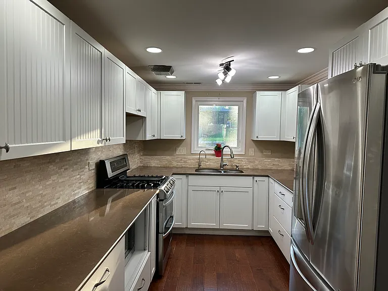 409 S Commonwealth Ave — Photo 13