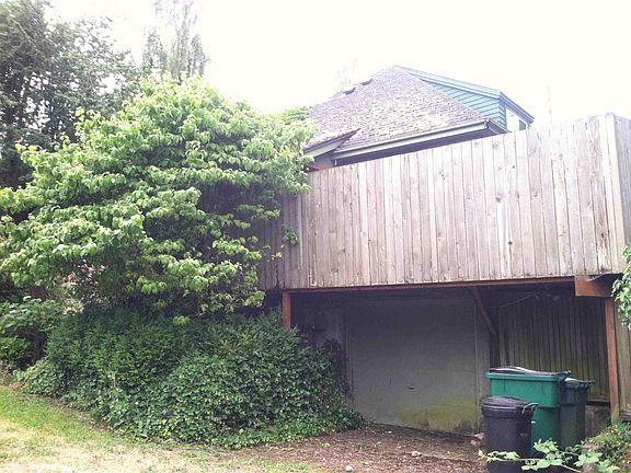 2nd image of 9731 8th Ave NE