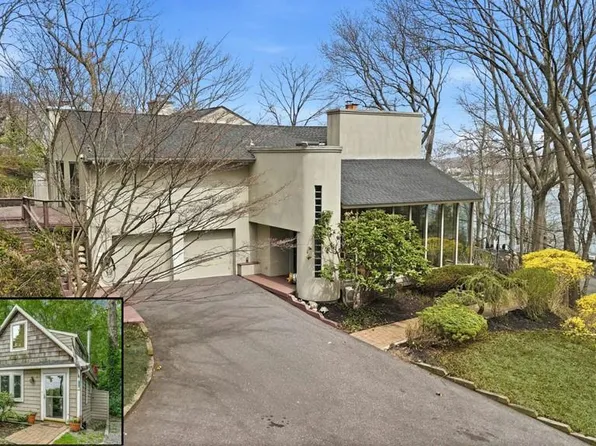 8 Idle Day Knoll, Centerport, NY 11721