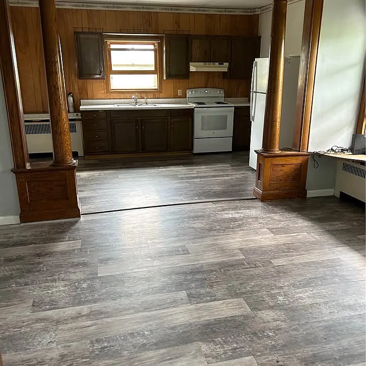 202 3rd Ave SE #1