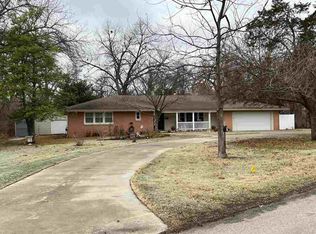 800 Spring Rd, Ponca City, OK 74604