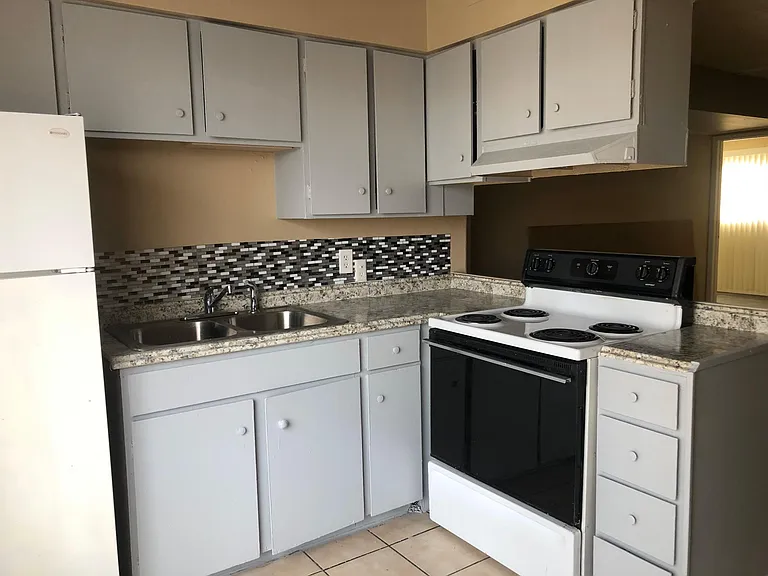 761 E Twain Ave #4 — Photo 8