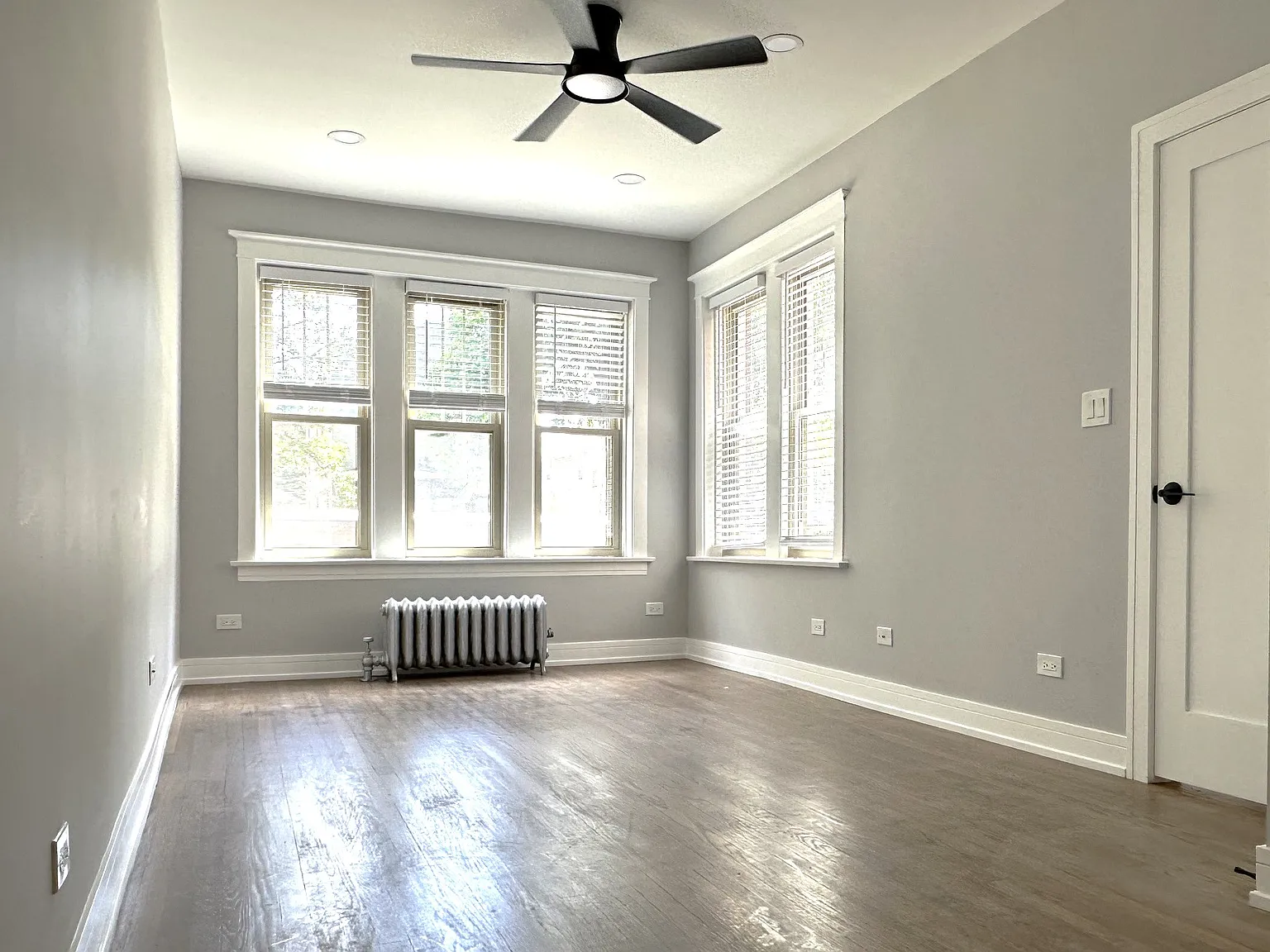 1 bed, 850 sqft, $2,350 — Photo 1