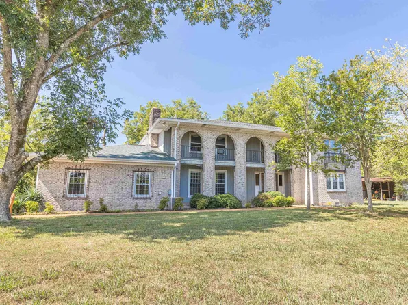5888 Highway 57 E, Michie, TN 38357
