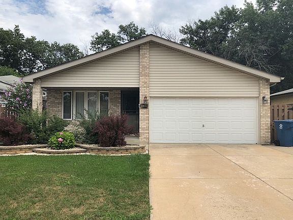 2nd image of 989 Hirsch Blvd