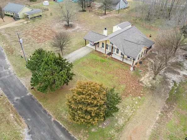 202 San Mateo Path, Holly Lake Ranch, TX 75765