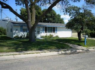 340 Ridge Ave, Minden, NE 68959
