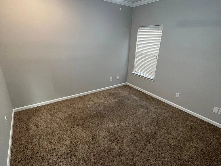 1601 Deer Valley Dr — Photo 16