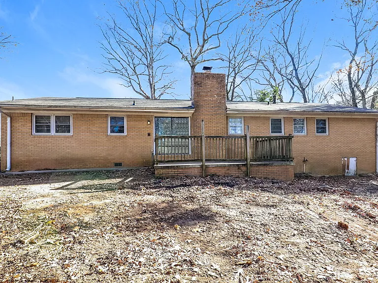 4775 Ben Hill Rd — Photo 16