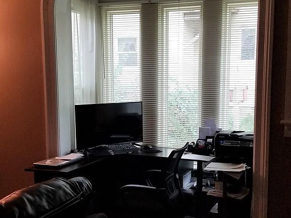 3rd image of 77 East Ave