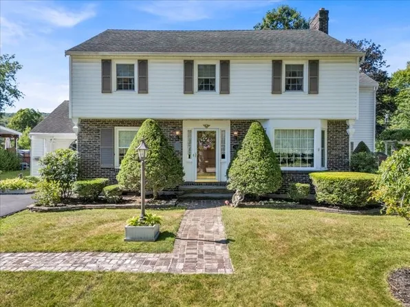 926 River Rd, Binghamton, NY 13901