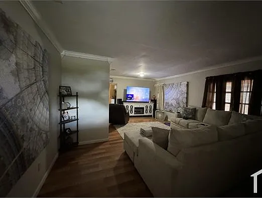 4 bed, $1,795 — Photo 2