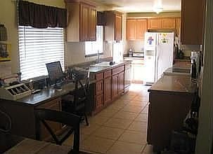 5th image of 7109 Goodyear Dr