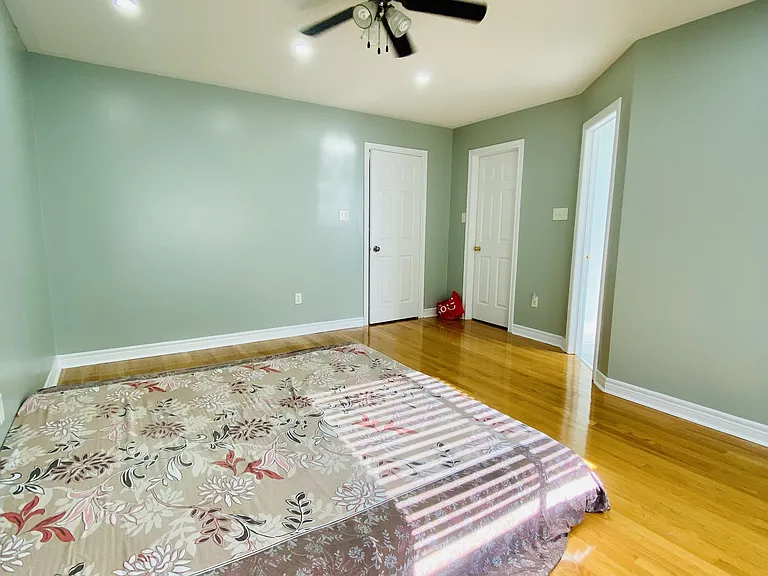 36 Earl Grey Cres — Photo 16