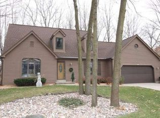 4650 S Scot Dr, New Berlin, WI 53151