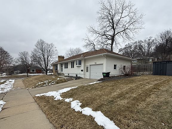 5th image of 801 16th St NE