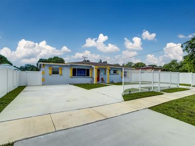 900 Arizona Avenue, Fort Lauderdale, FL, 33312