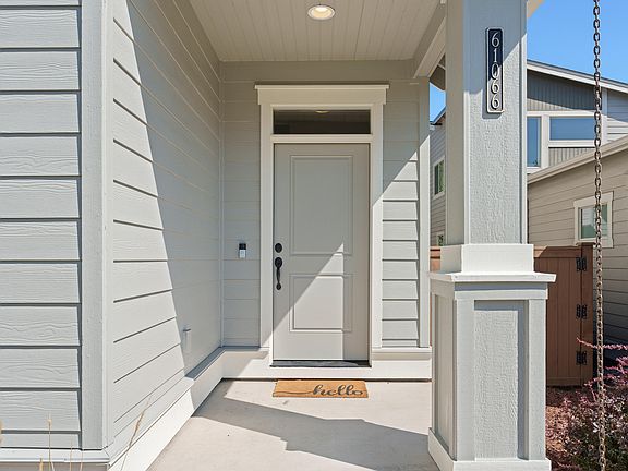 5th image of 61066 SE Sydney Harbor Dr