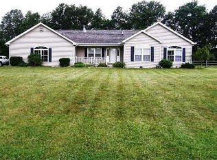 4105 Creekside Dr, Swanton, OH 43558