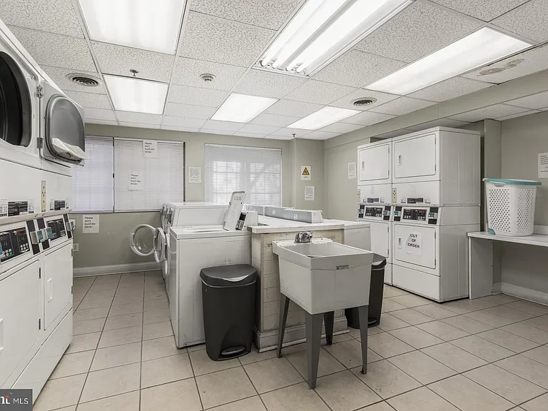 2101 Chestnut St #17-708 — Photo 18