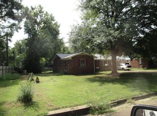 8404 Whitehead Dr, Southaven, MS 38671