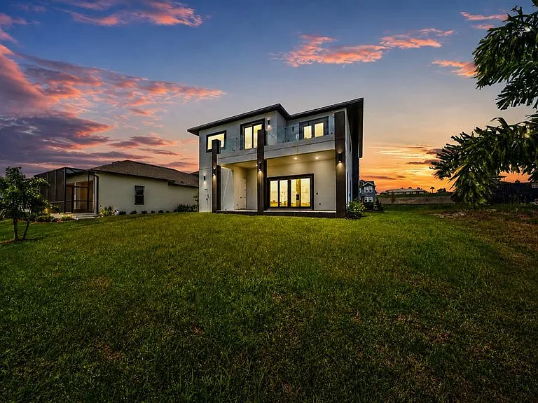 156 Caladium Ave — Photo 4