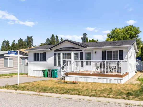 610 Katherine Rd #46, Tsinstikeptum 10, BC V1Z 3G2