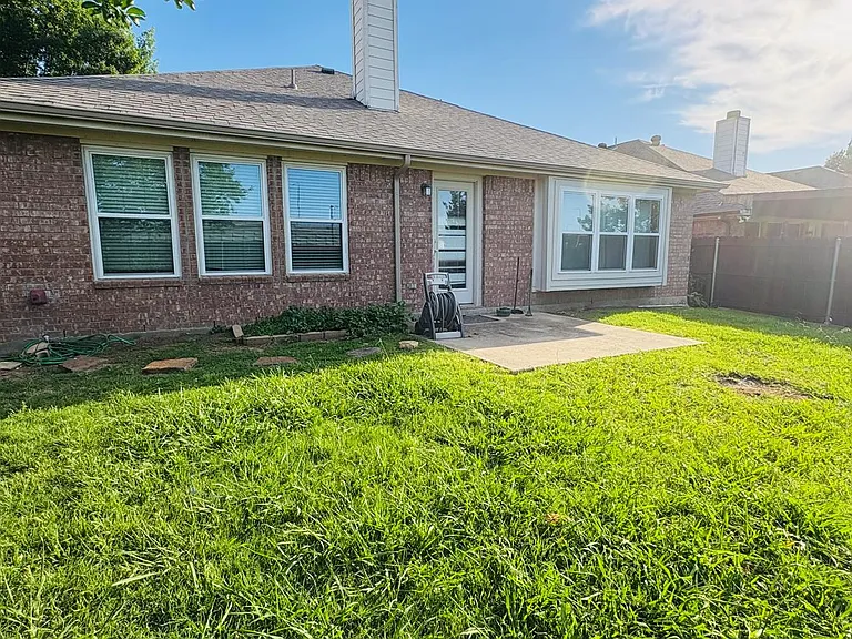 5970 Dustin Trl — Photo 39