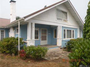 504 12th St, Raymond, WA 98577