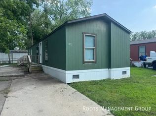 200 Paradise Acres Rd #109, Carterville, IL 62918